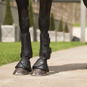LM-schoolingboots-Hero2-Blk-HR