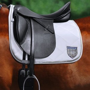 Passier-Velvet-Touch-Stirrup-Leathers-Lifestyle