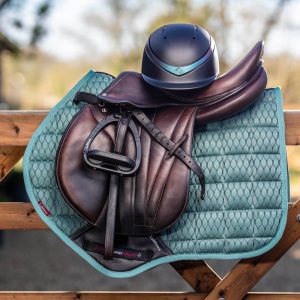 LeMieux-Carbon-Mesh-Air-Saddle-Pad-Lifestyle-Image-Sage-2