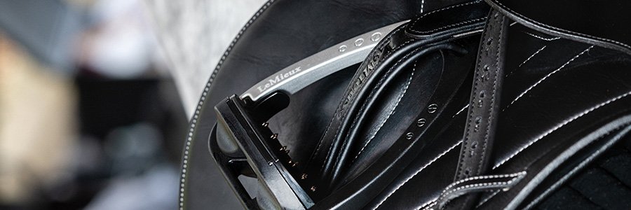 Stirrup Leather Cover